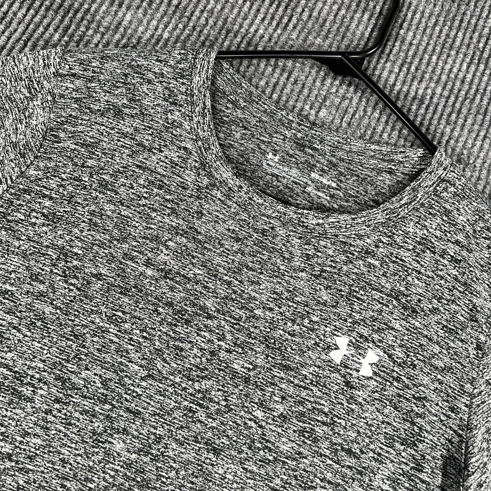 Under Armour Shirt Womens Medium Gray Long Sleeve Heat Gear Loose Fit Workout‎